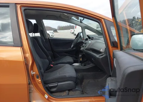 2009 Honda Fit Sport z USA, uszkodzony, nr VIN JHMGE884X9S050765